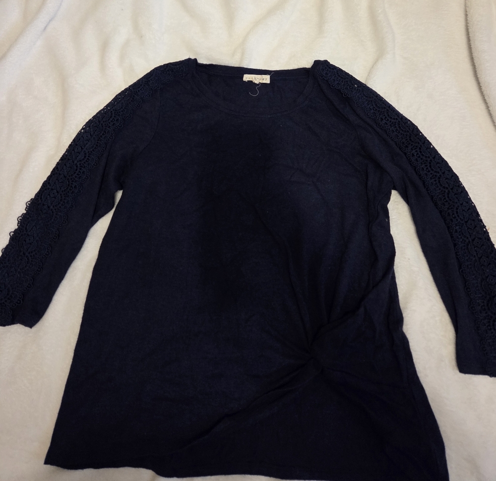 Navy Lace-Sleeve Long Sleeve Tee - Women